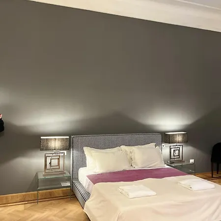 Family Apartment Smn Lejlighed