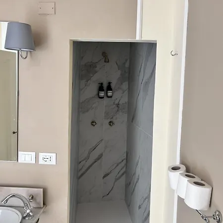 Terre Di Siena 아파트 *